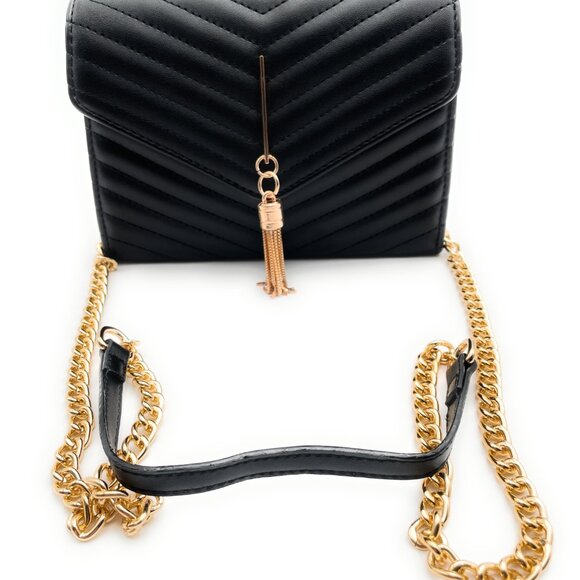 Women’s Chevron Flap Crossbody Bag Gold Decor New - Picture 5 of 5